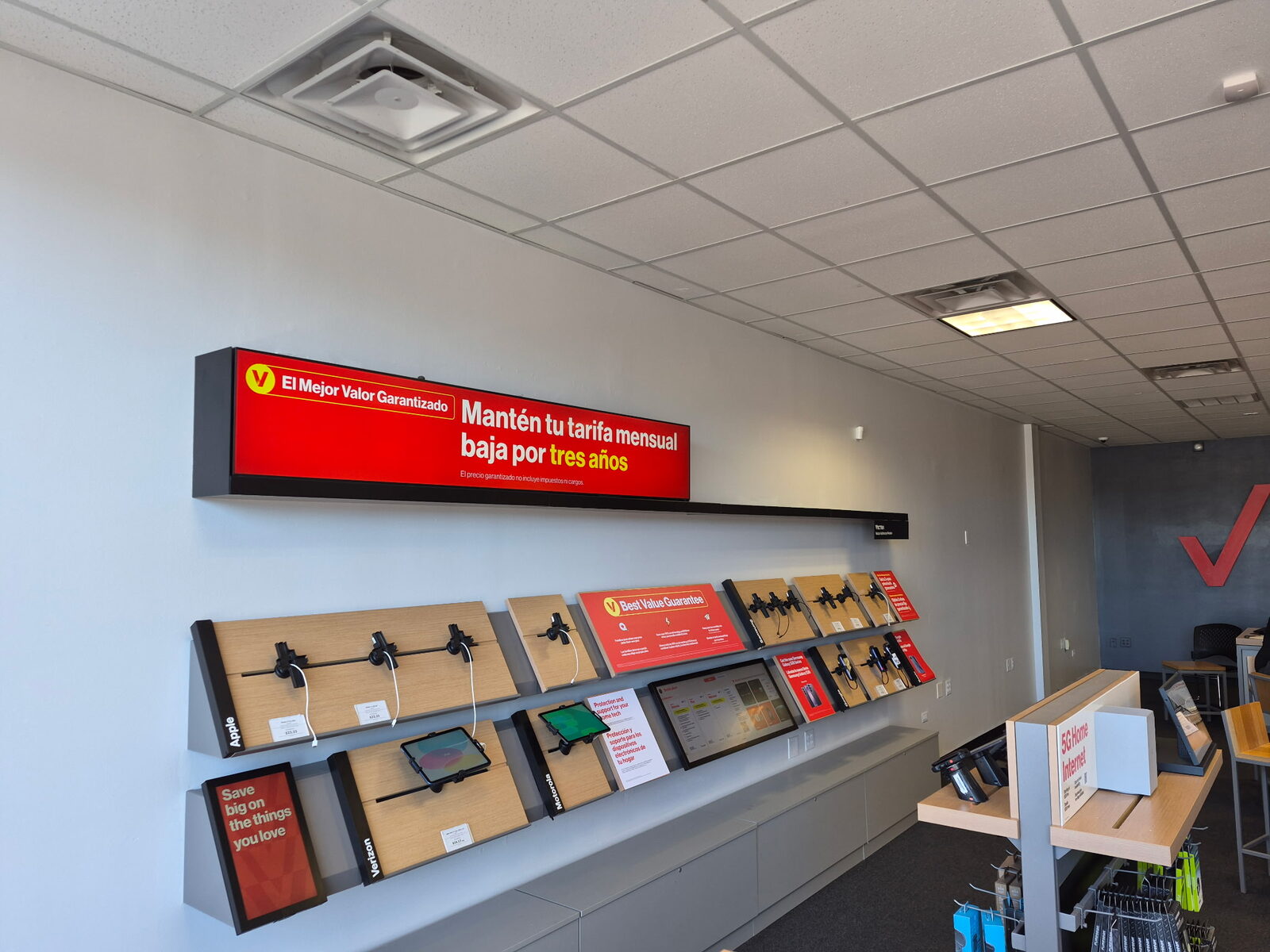 Verizon store interior work
