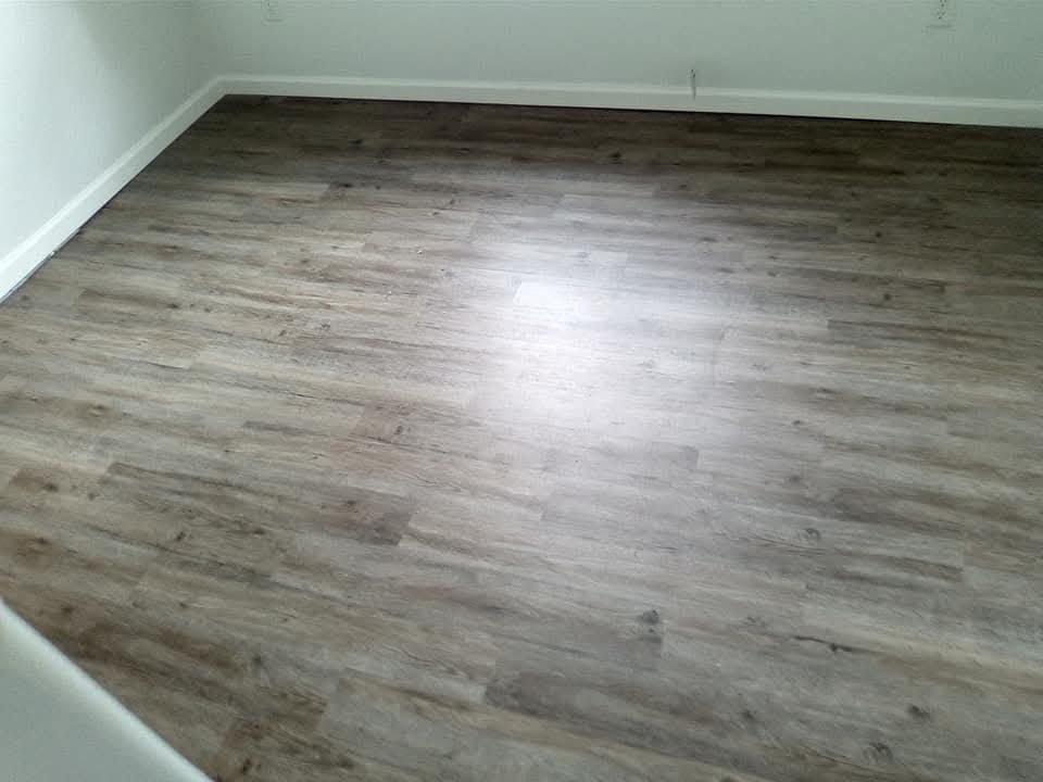 Gray-brown LVP flooring